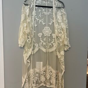 White Lace Shall, Brides!